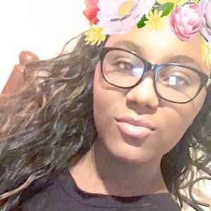 Meet your Posher, Amya